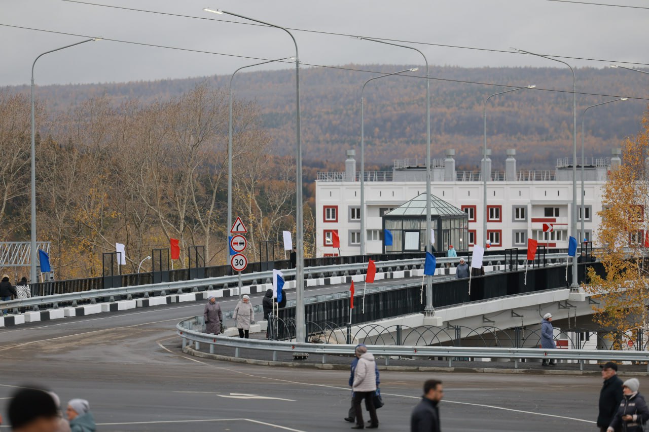 Спиральный мост открыли в Челябинской области