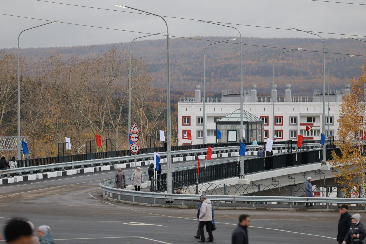 Спиральный мост открыли в Челябинской области Спиральный мост открыли в Челябинской области