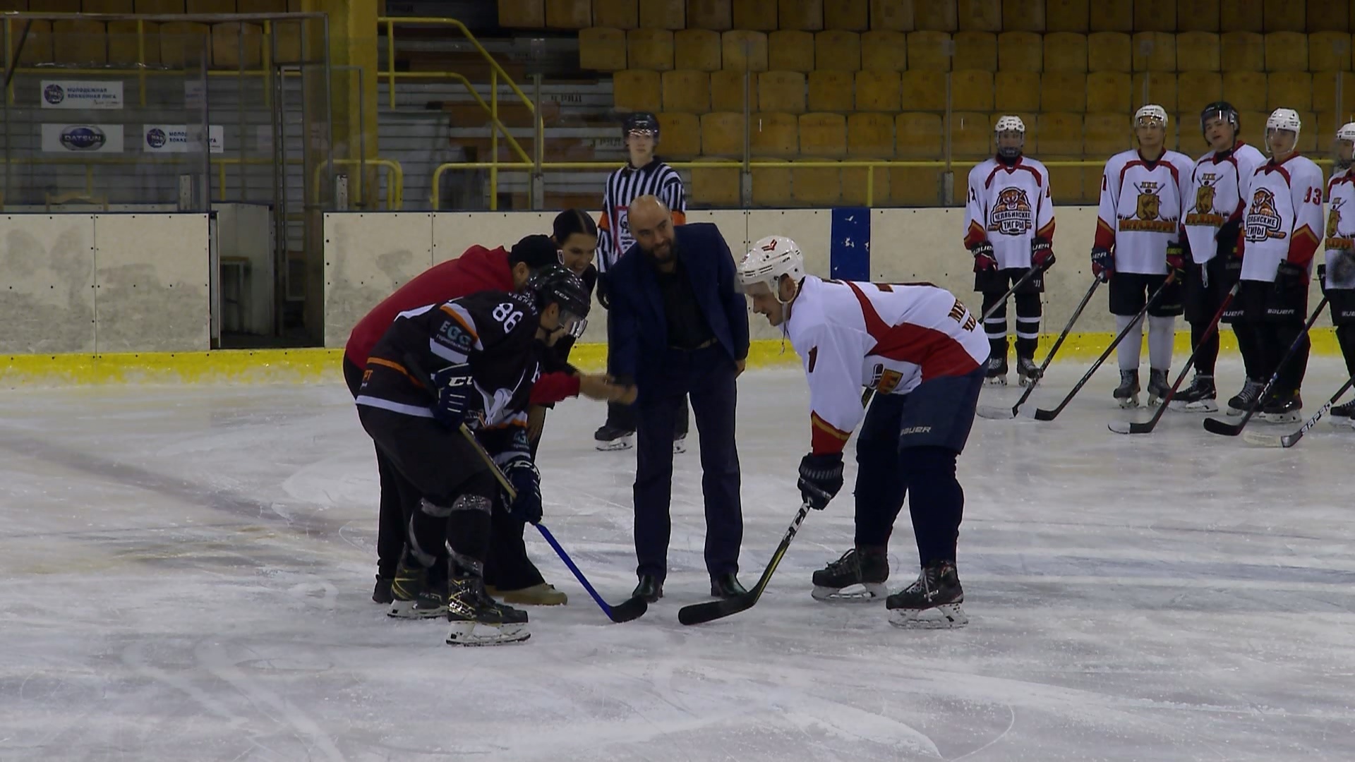 Розыгрыш Региональной хоккейной лиги стартовал в Челябинске 