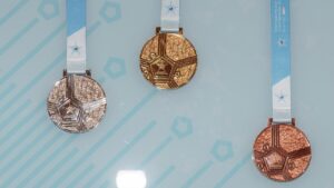 Мастера из Златоуста изготовили медали для Всероссийской Спартакиады 2024