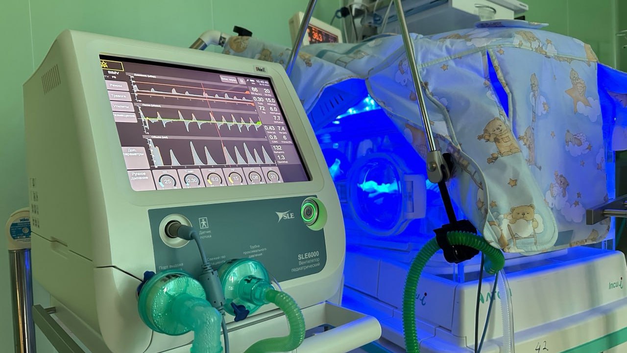 В челябинской больнице появился аппарат для спасения недоношенных детей