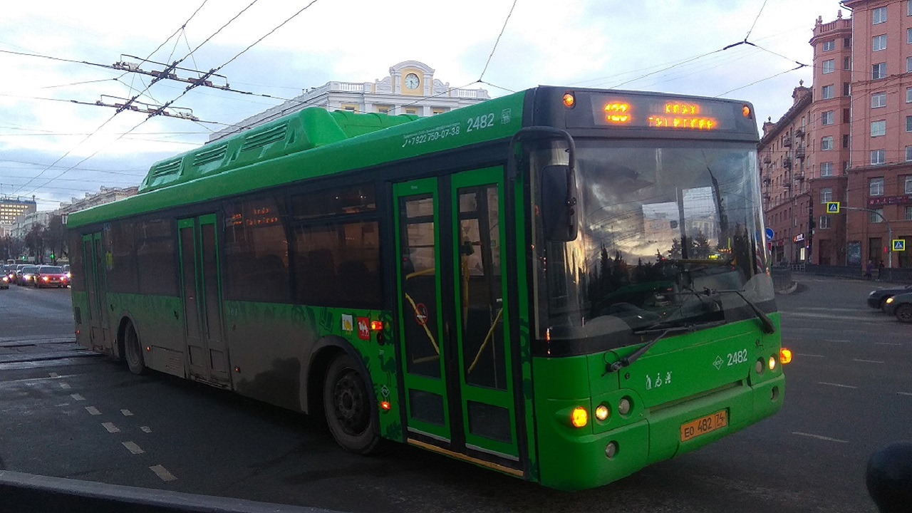 Поломка автобуса спровоцировала пробку в центре Челябинска