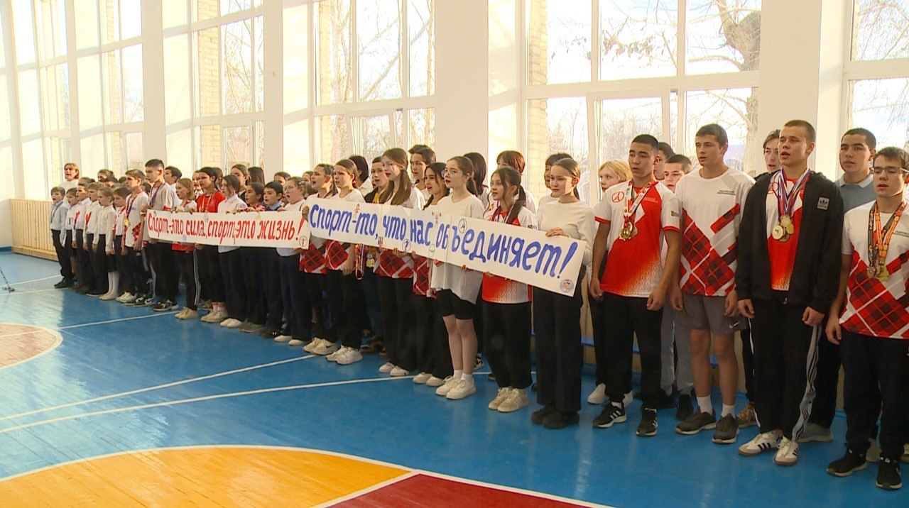 Для школы в селе Париж приобрели новое спортивное оборудование