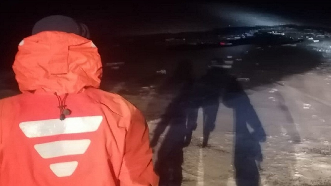 Рыбак провалился под лед на озере в Челябинской области Рыбак провалился под лед на озере в Челябинской области
