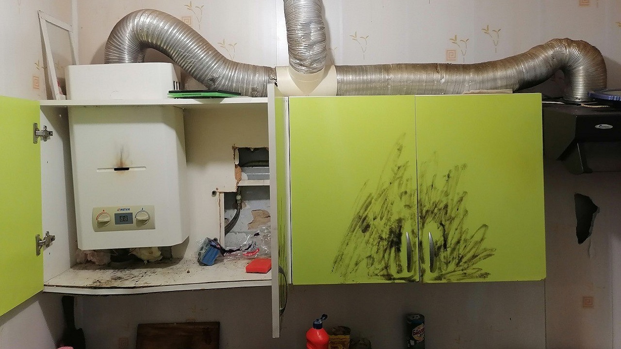 Владельцу квартиры в Златоусте, где 4 человека отравились газом, вынесли приговор Владельцу квартиры в Златоусте, где 4 человека отравились газом, вынесли приговор