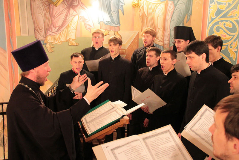 В Магнитогорске православный хор ищет певчих