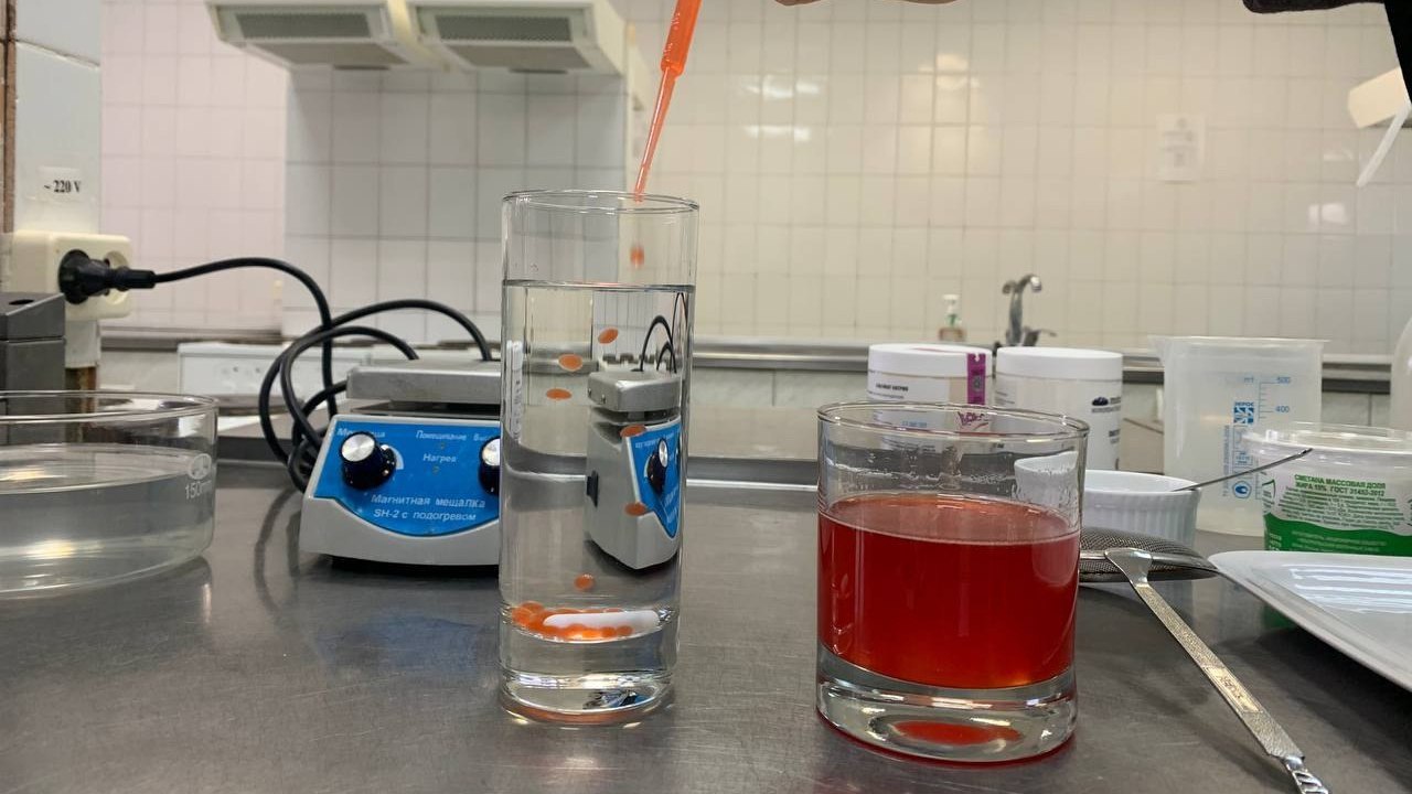 Икру из клубники создали студенты Челябинска 