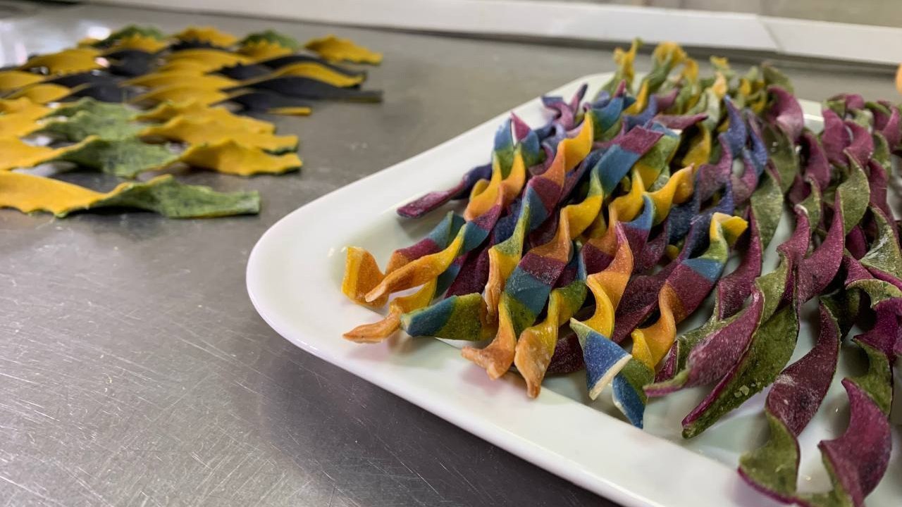 Икру из клубники создали студенты Челябинска 