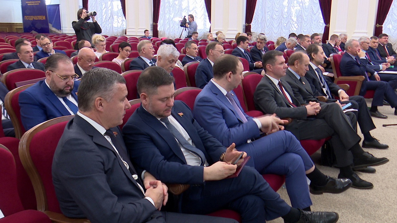 Депутаты Челябинской области одобрили закон о бюджете на 2024 год