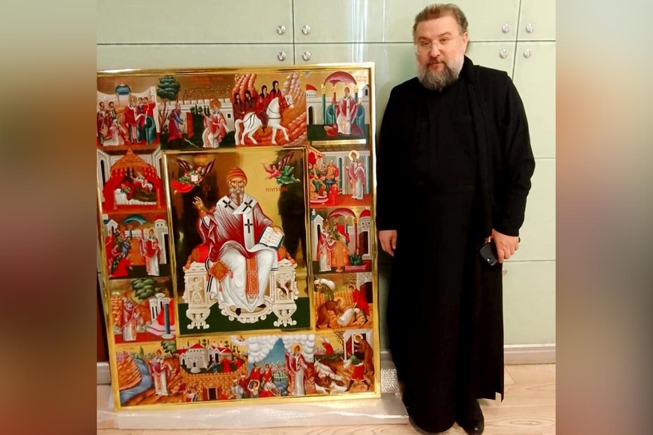 В Челябинск привезли православную реликвию из Греции — башмачок святителя Спиридона