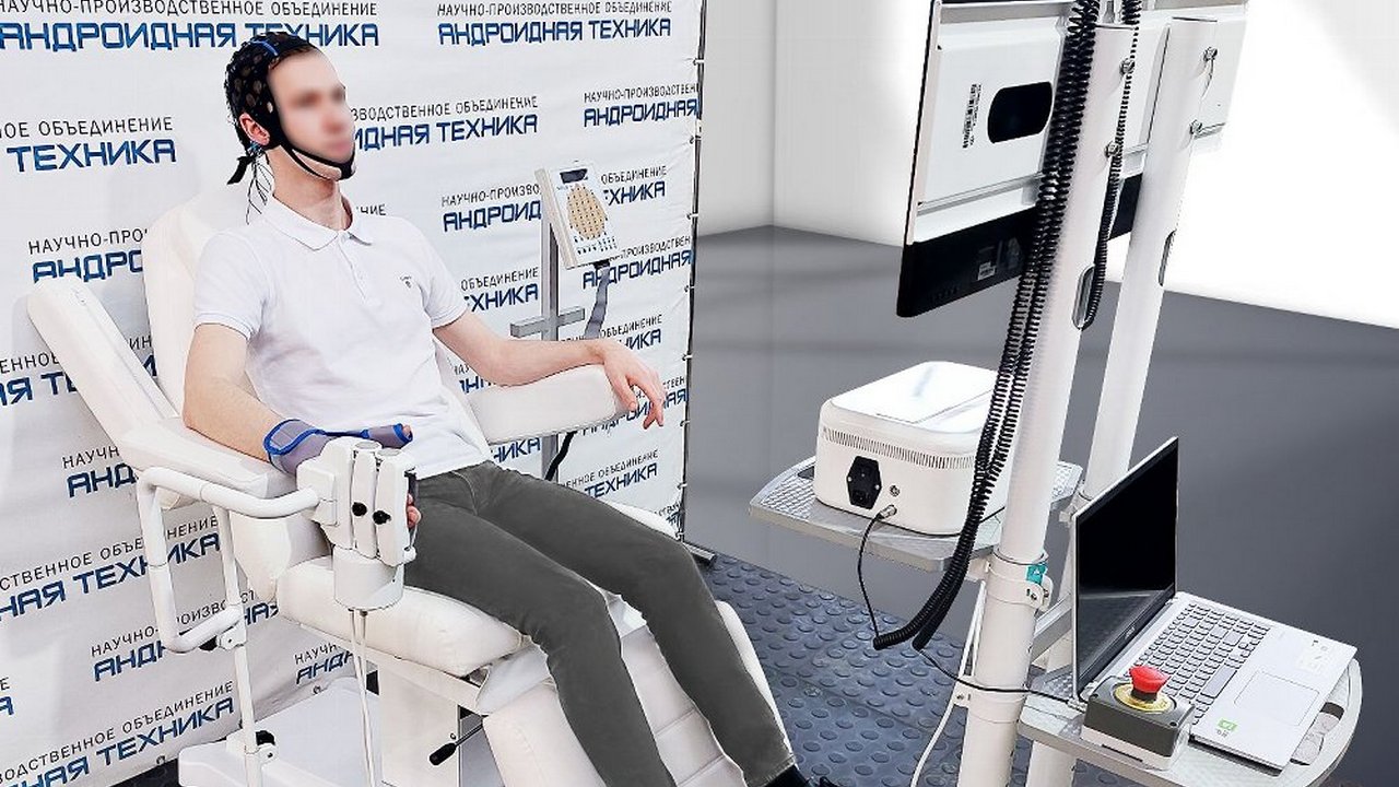 Магнитогорские ученые тестируют робота, который помогает вернуть подвижность рук