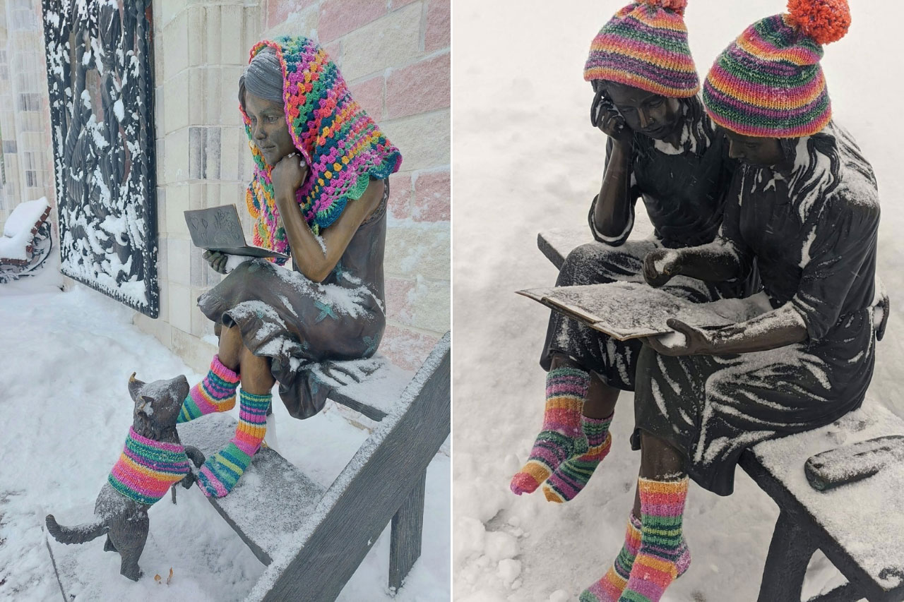 Шапки и носки надели на скульптуры в парке Челябинской области
