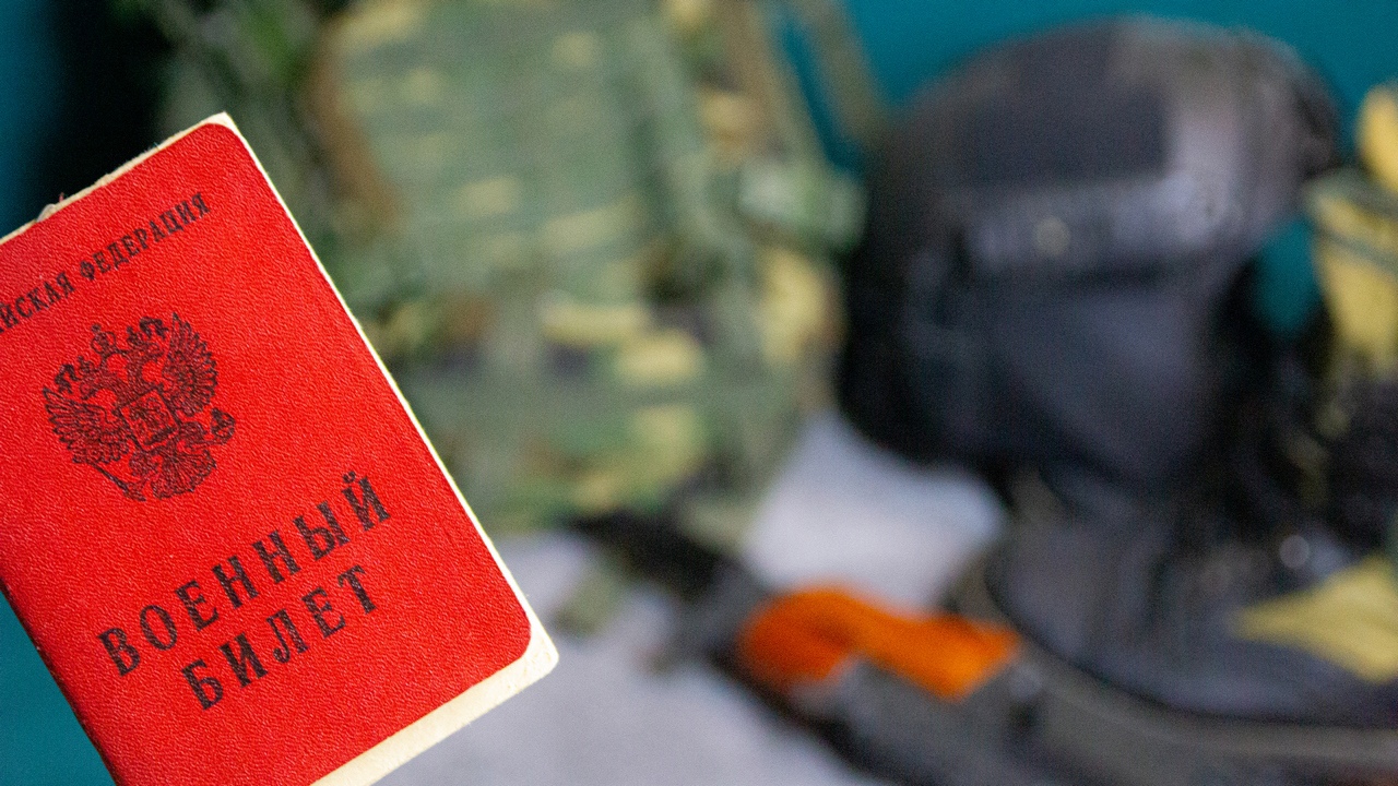 Алексей Текслер объяснил, как получить выплаты военным, заключившим контракт с Росгвардией