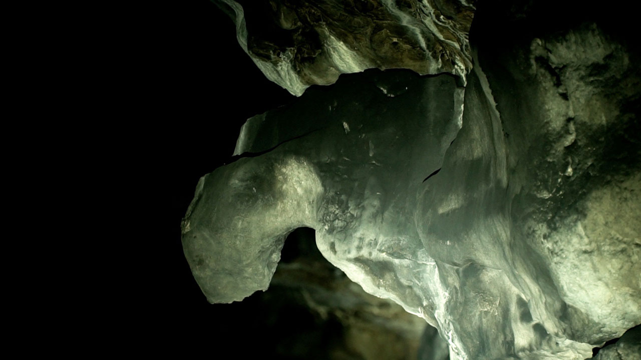 Тайны подземелья: что скрывает Колокольная пещера в Челябинской области