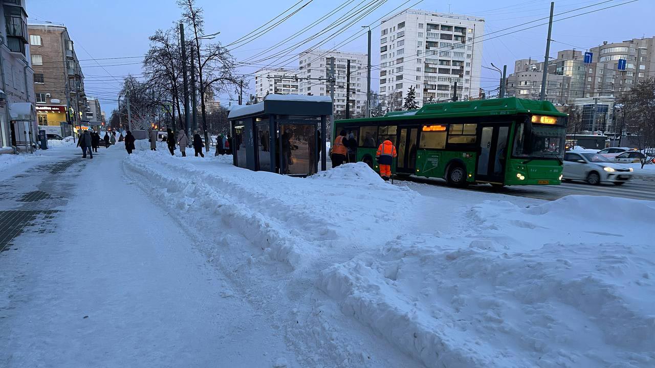 Работу общественного транспорта проверяют в Челябинске