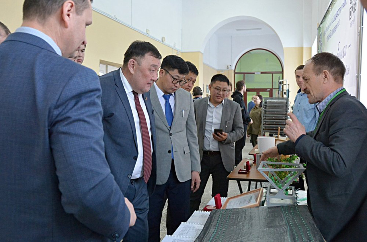 В Челябинске делегации из Монголии представили инновационные агроразработки