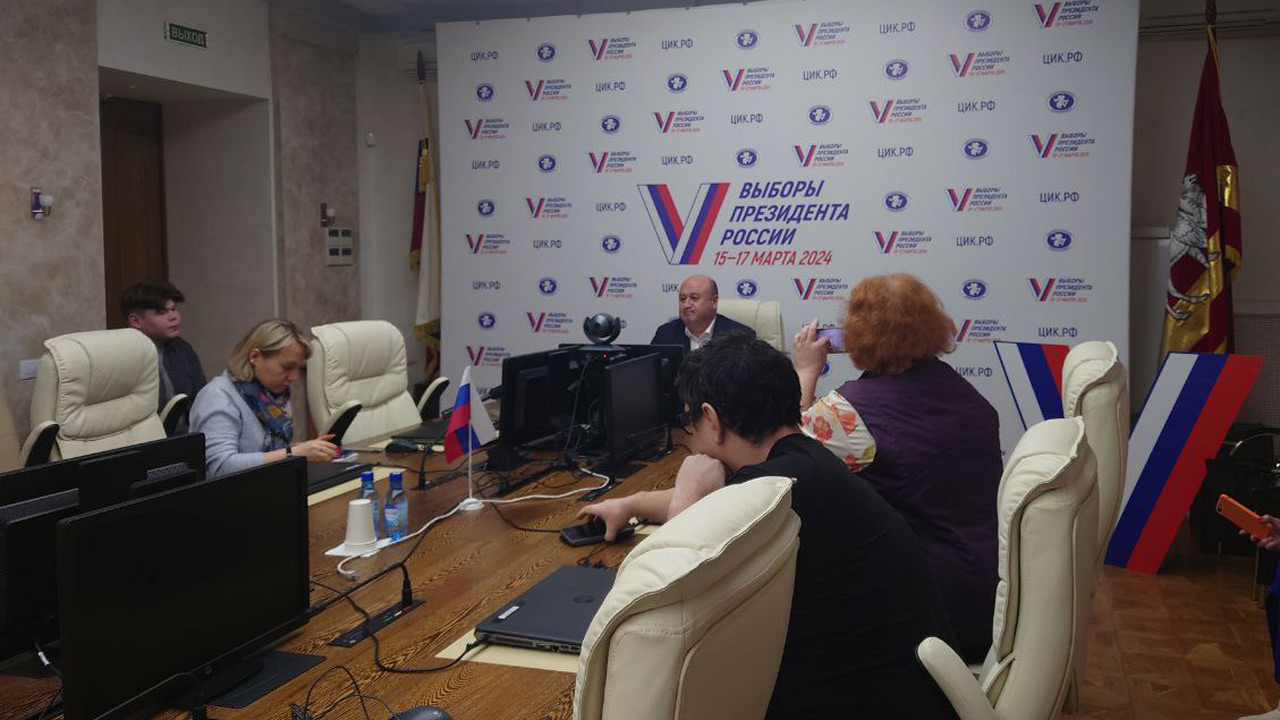 Онлайн-голосование и поквартирный обход: в Челябинской области готовятся к выборам