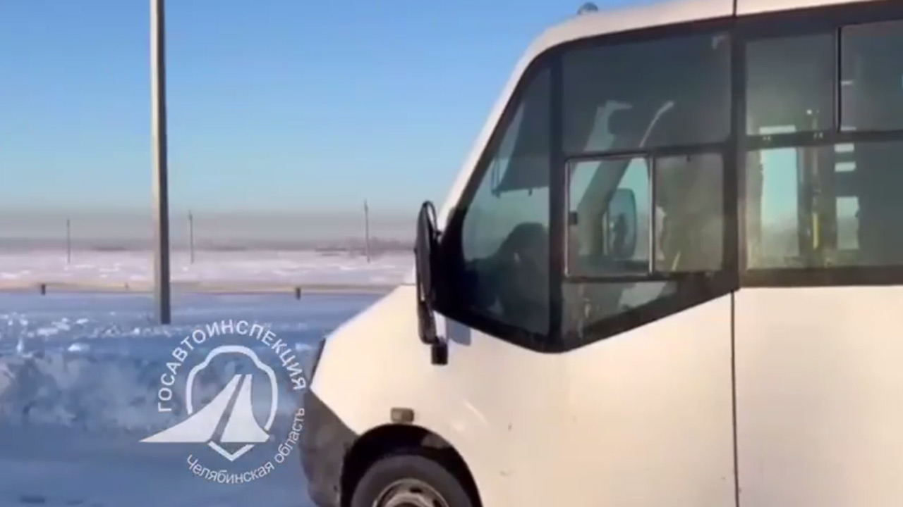 Под Челябинском остановили пьяного водителя автобуса с 12 пассажирами