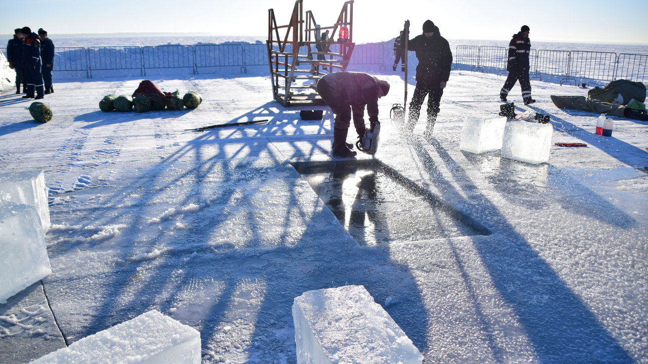 Власти назвали время работы крещенских купелей в Челябинской области 