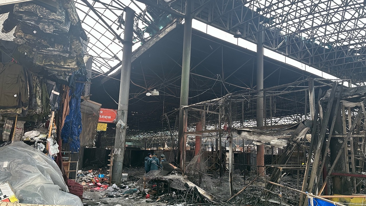 "Сгорели почти все товары": последствия пожара на рынке "Восточный город" в Челябинске