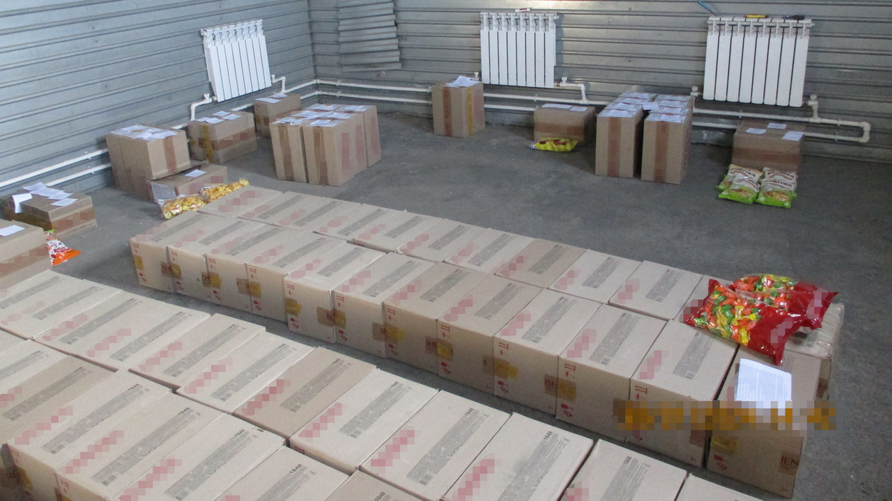 Почти тонну украинских конфет пытались незаконно провезти в Челябинскую область