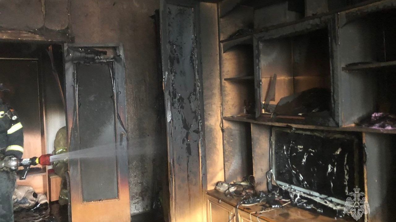 Пожилая женщина погибла во время пожара в Челябинске