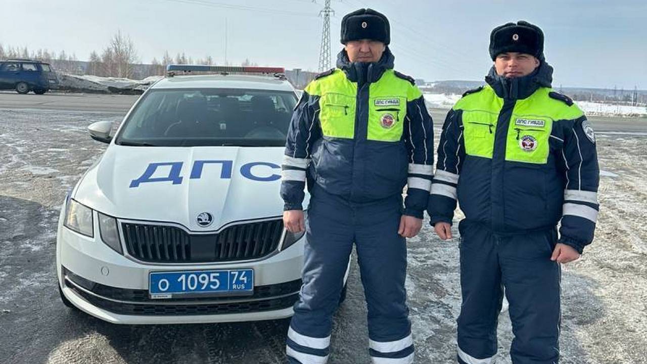 Под Челябинском спасли водителя, которому стало плохо на дороге