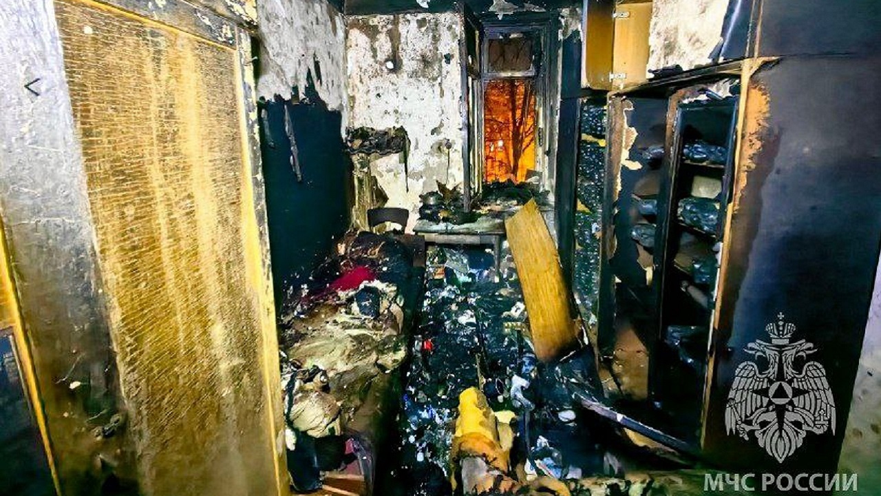 Мужчина отравился угарным газом и погиб во время пожара в Челябинске Мужчина отравился угарным газом и погиб во время пожара в Челябинске