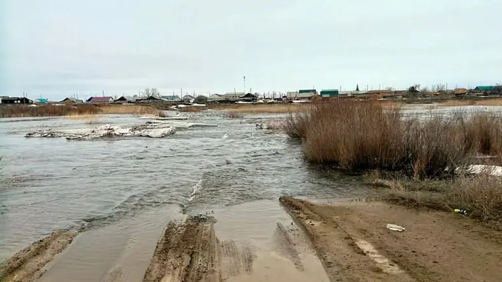 Из-за паводка закрыт один из КПП на границе Челябинской области и Казахстана  