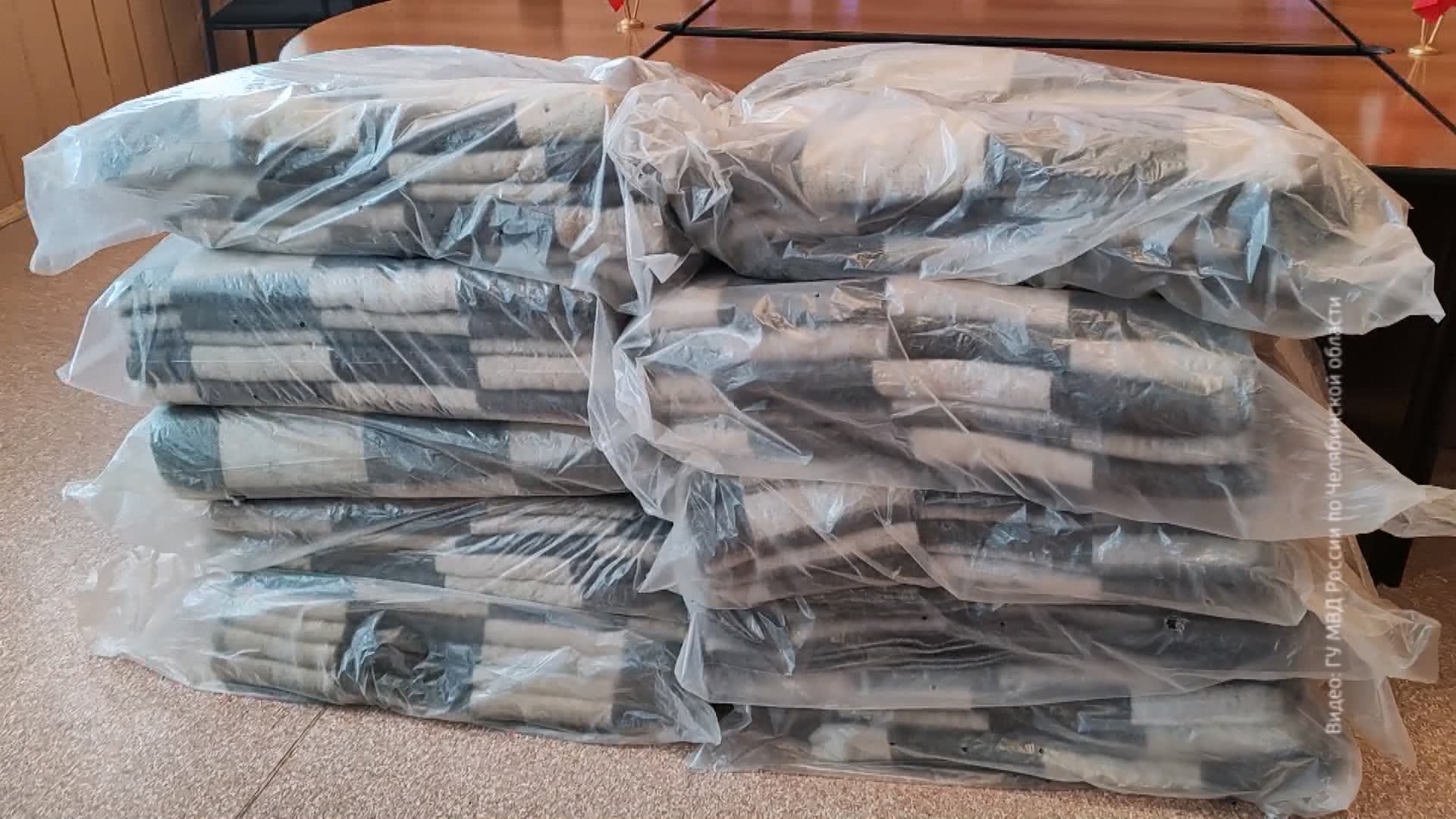 Пенсионерка из Челябинска отправила в зону СВО 50 шерстяных одеял 