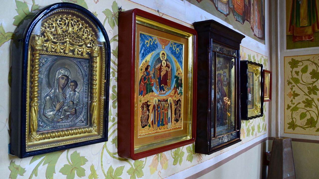 Музейные эксперты рассказали об уникальных особенностях икон, написанных в Челябинске