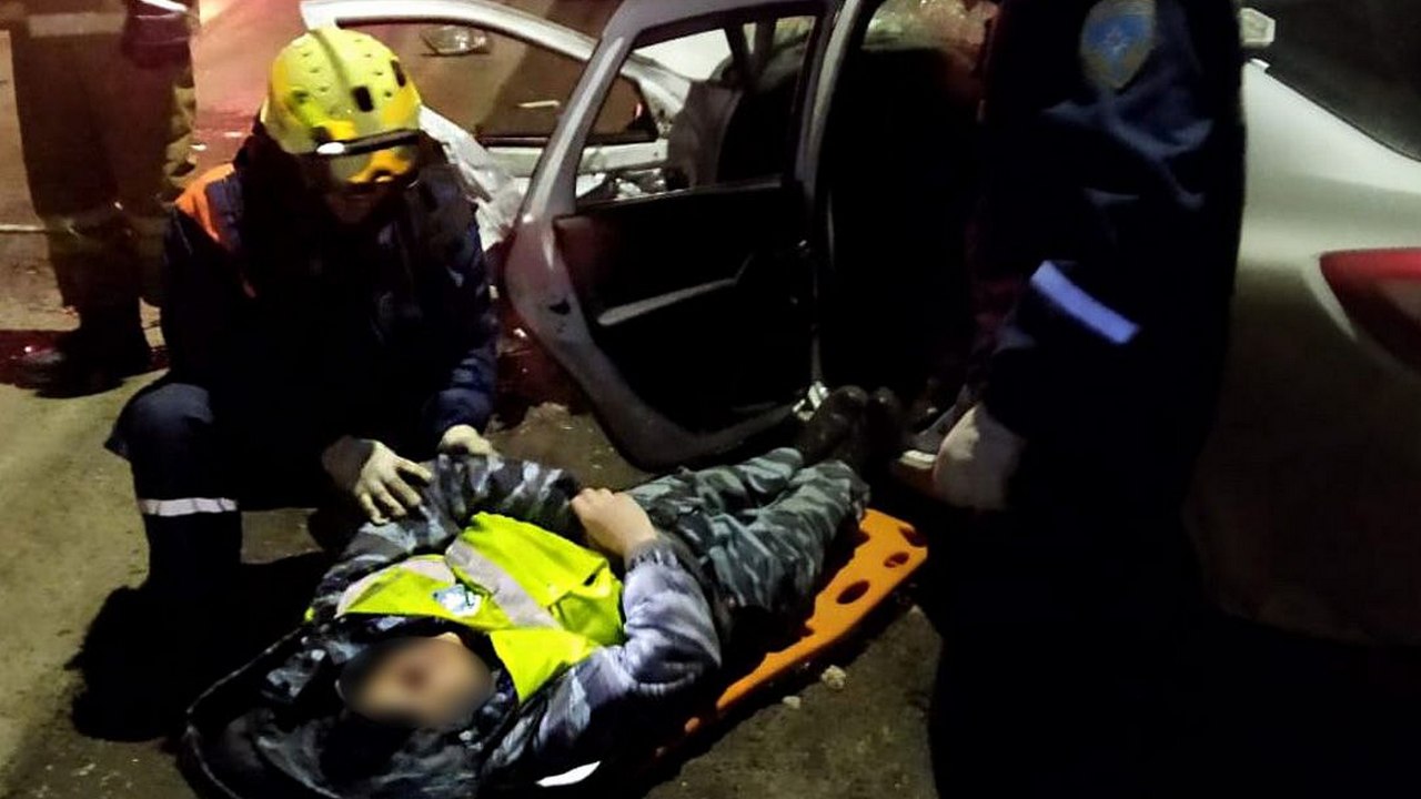 Три человека пострадали в ночном ДТП в Златоусте