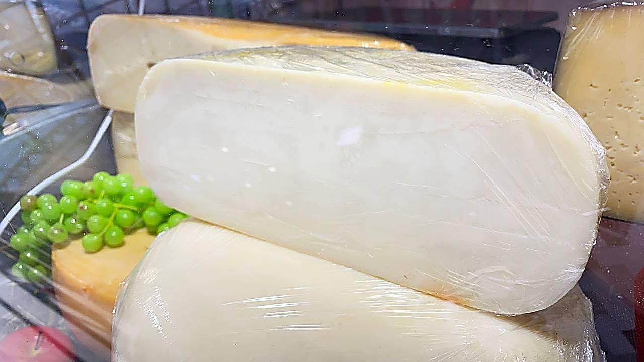 В Челябинске ученые изобрели новый способ консервации сыра без антибиотиков