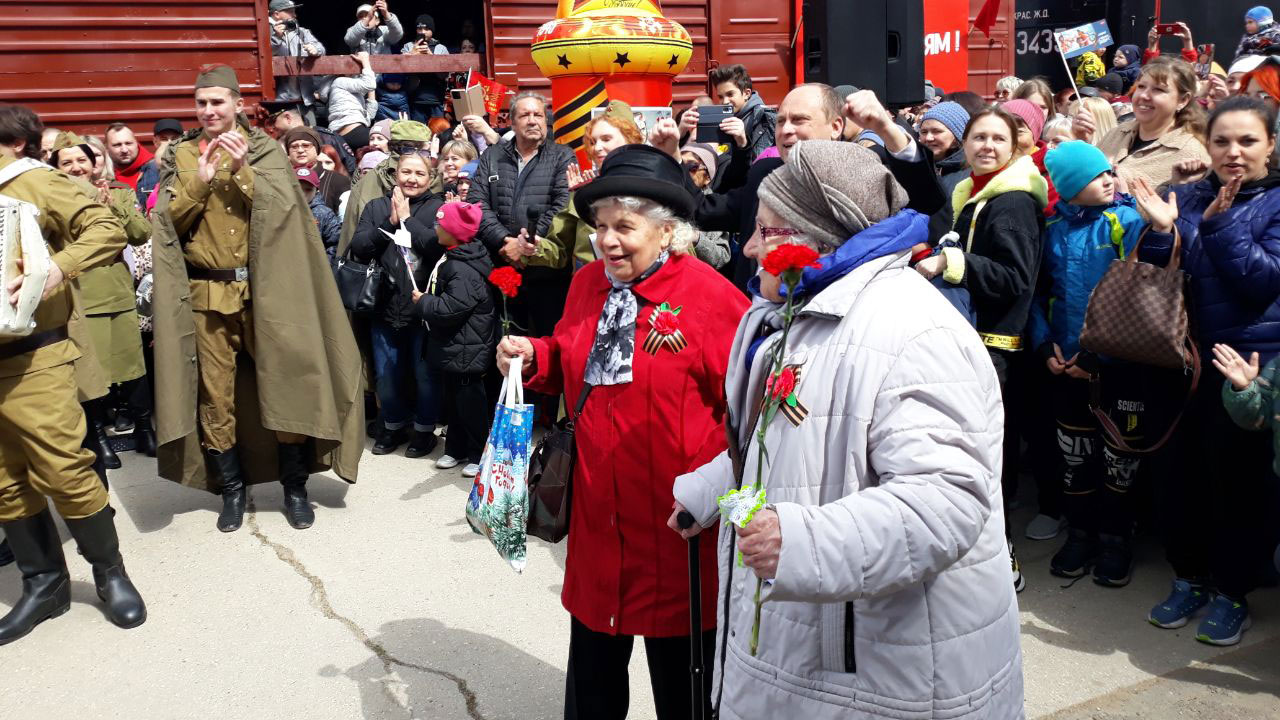 "Поезд Победы" встретили в Магнитогорске