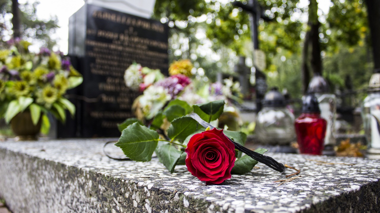 В Челябинске семья случайно похоронила вместо отца гражданина Канады 