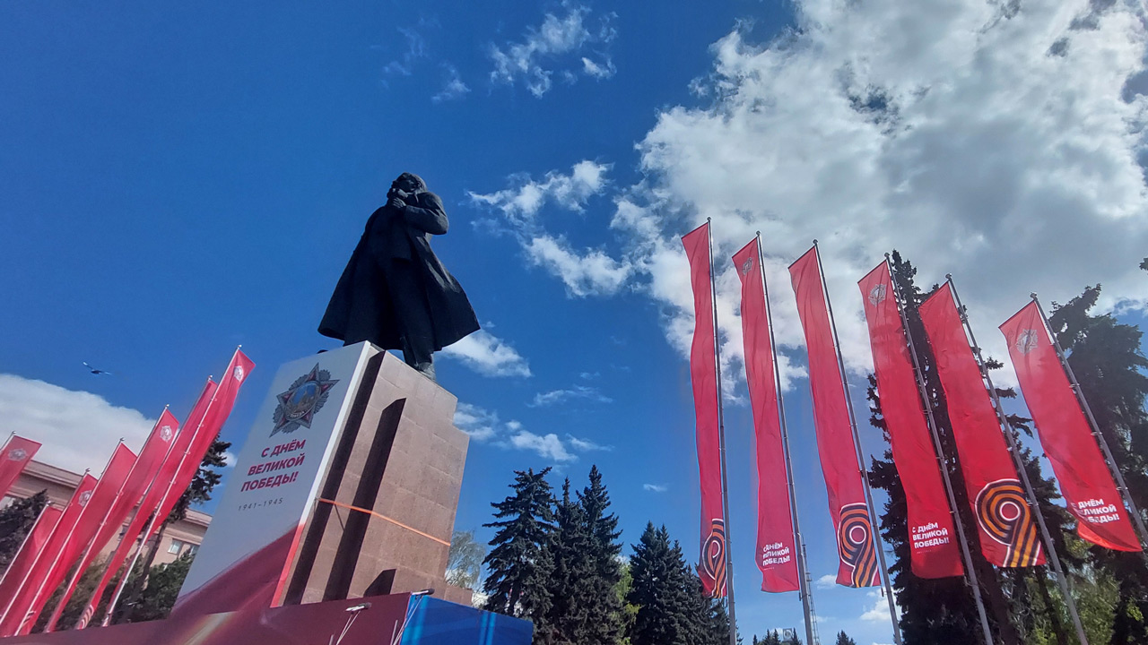 Спасатели-добровольцы будут дежурить на параде и концерте 9 мая в Челябинске Спасатели-добровольцы будут дежурить на параде и концерте 9 мая в Челябинске