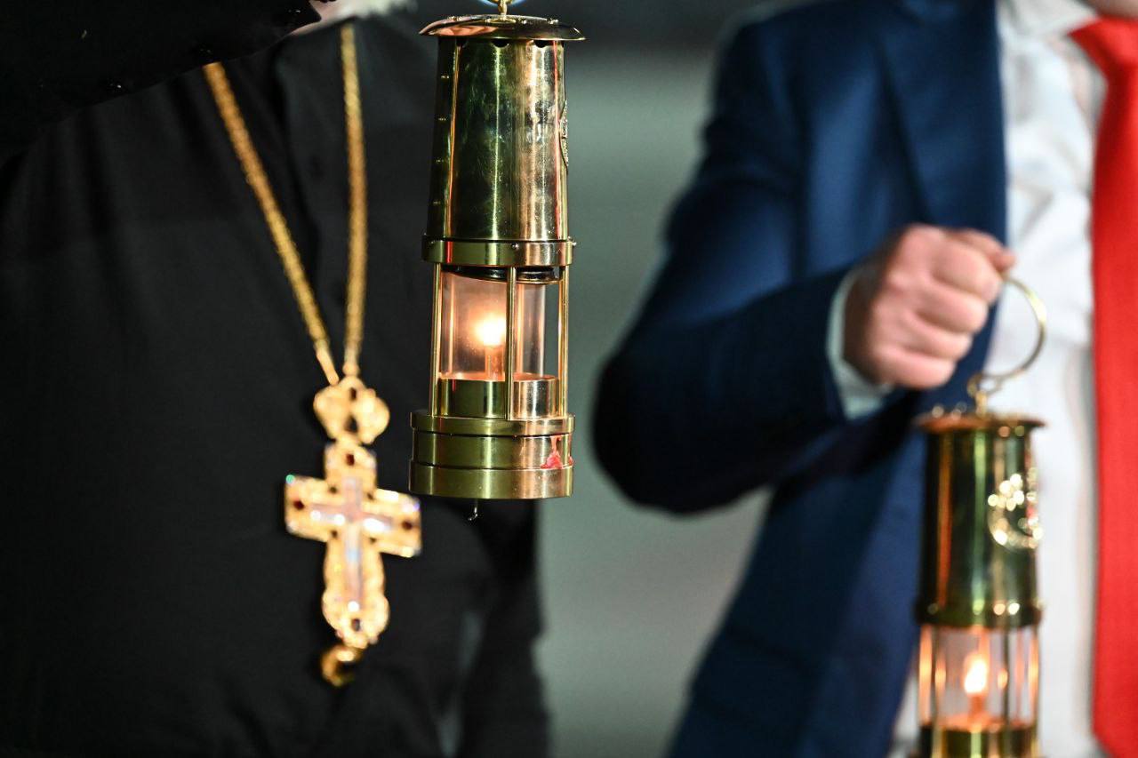 Благодатный огонь доставят во все храмы Челябинской области