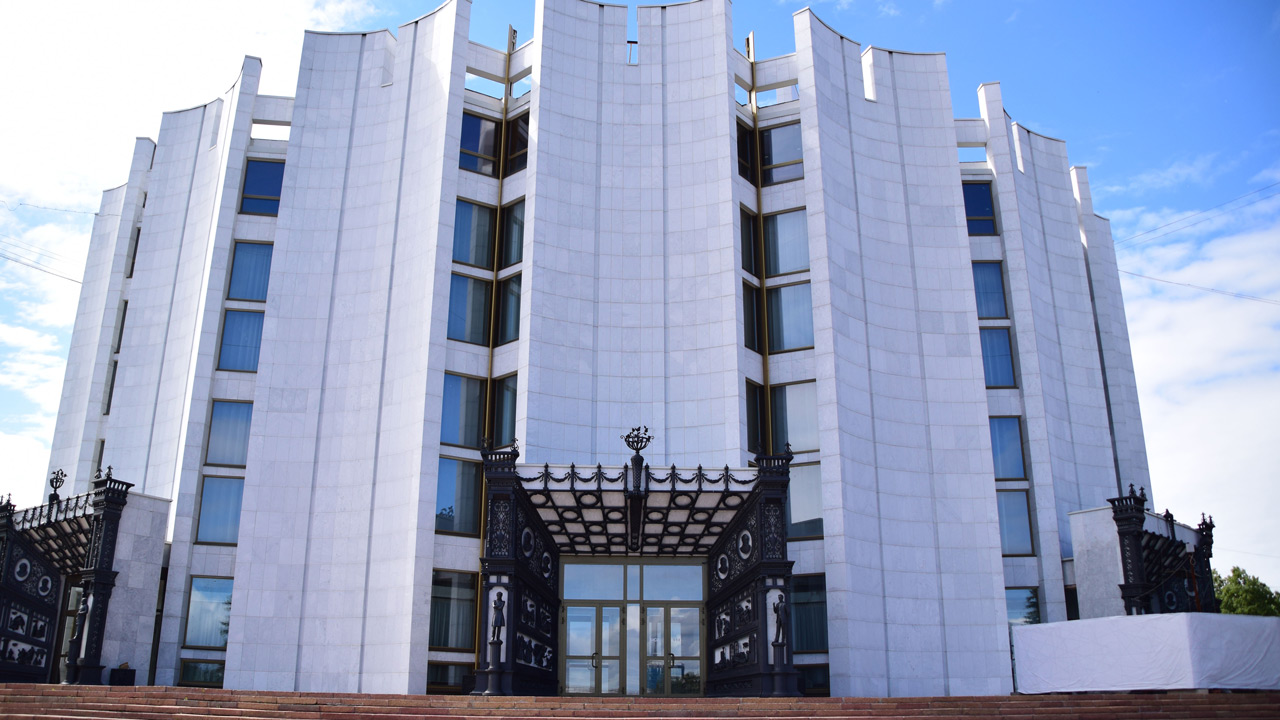 От классики до мультимедийных шоу: как развиваются театры в Челябинской области