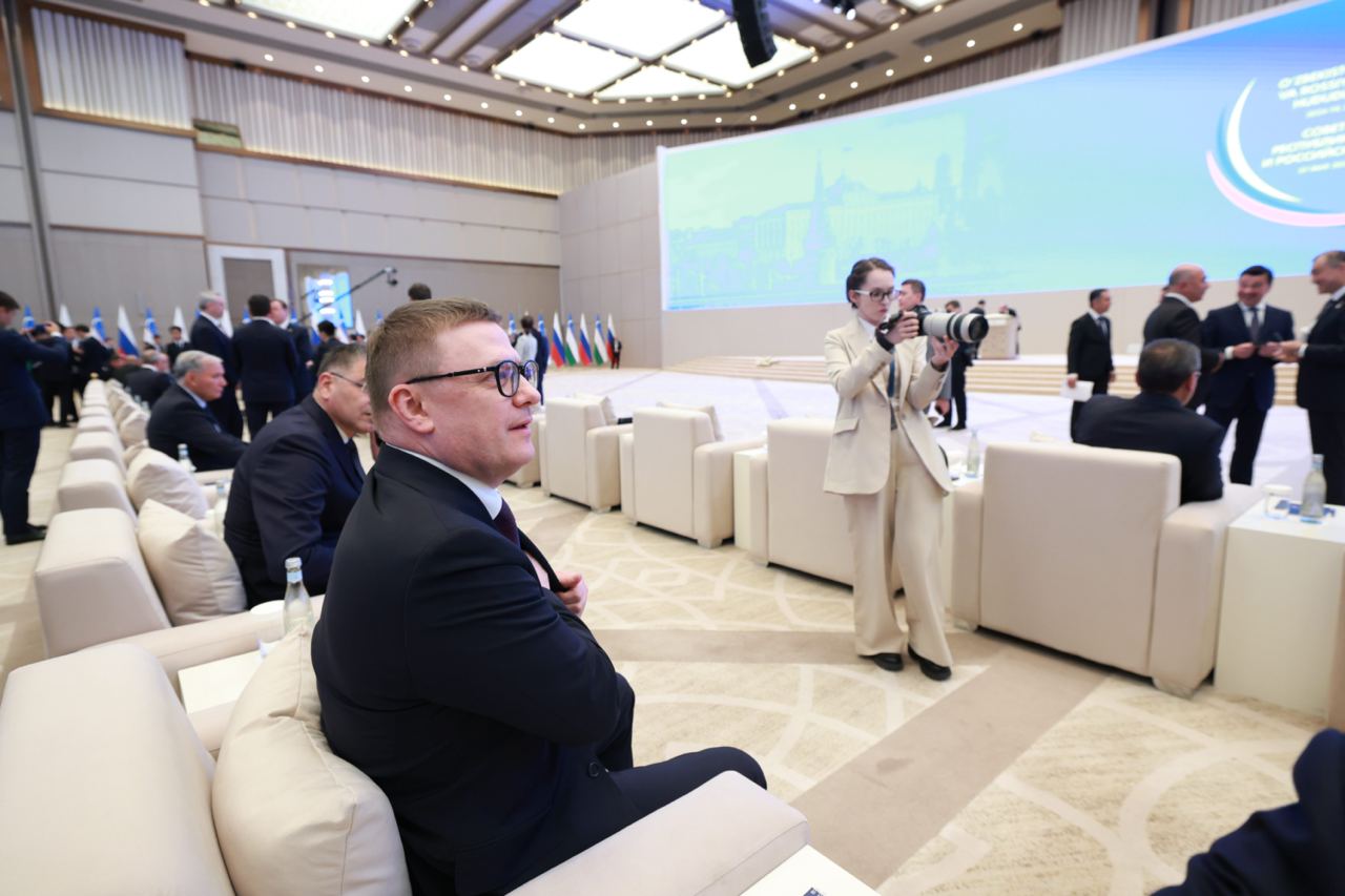 Губернатор Текслер прилетел в Узбекистан в составе российской делегации Губернатор Текслер прилетел в Узбекистан в составе российской делегации
