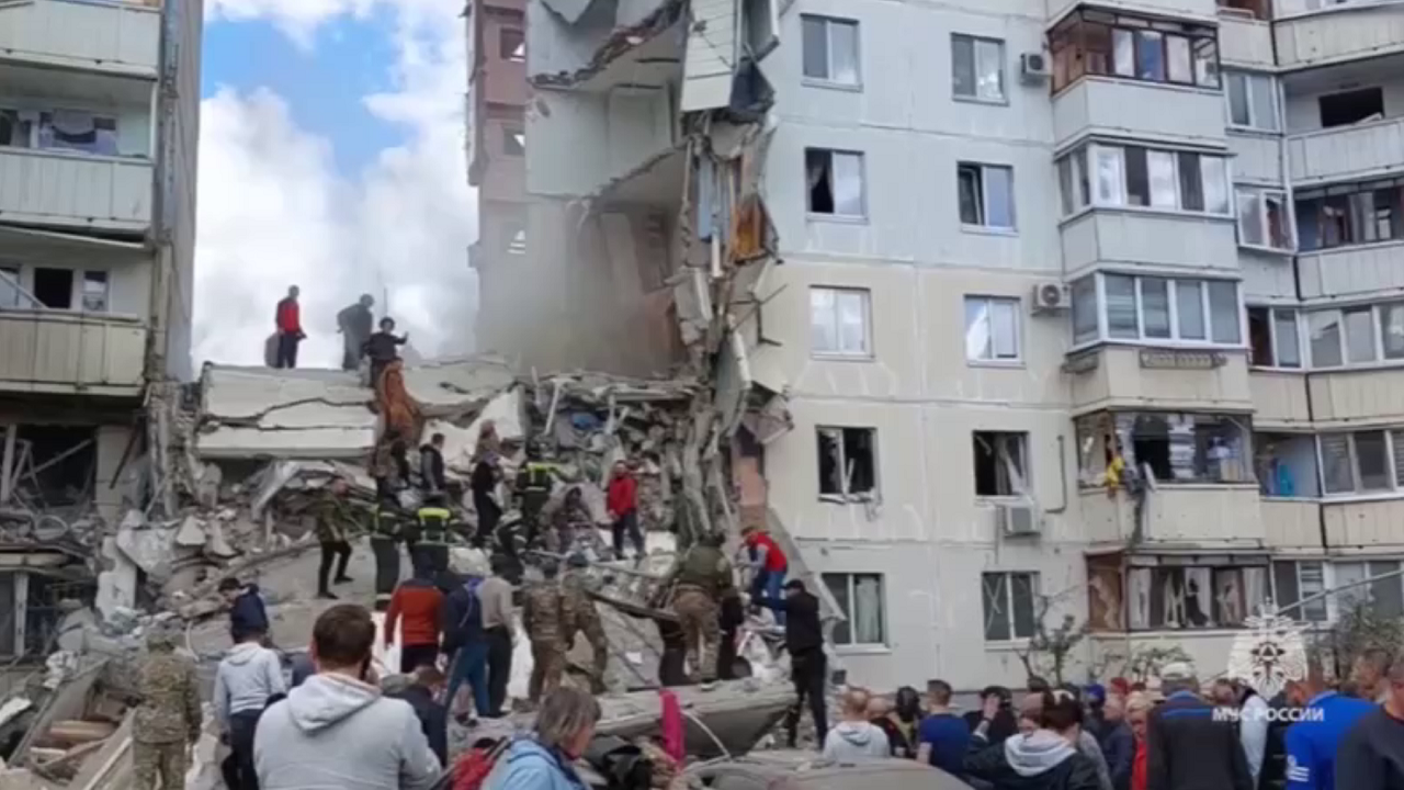 Урал предложил помощь Белгородской области после обрушения подъезда