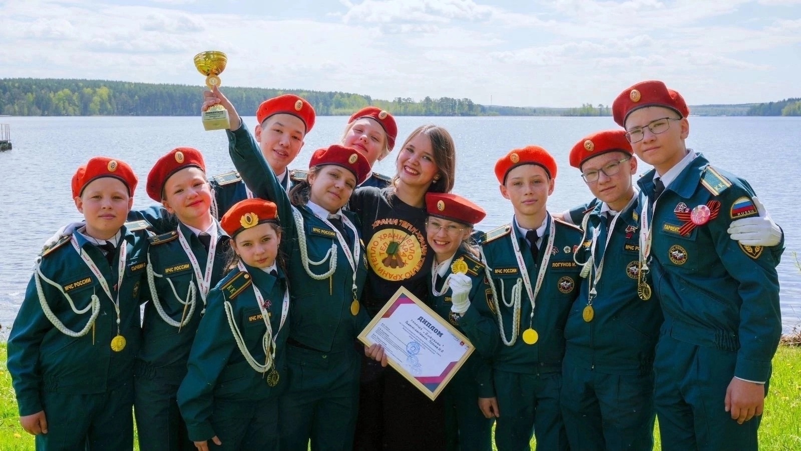 Школьники Челябинской области готовятся представить регион на "Зарнице" УРФО