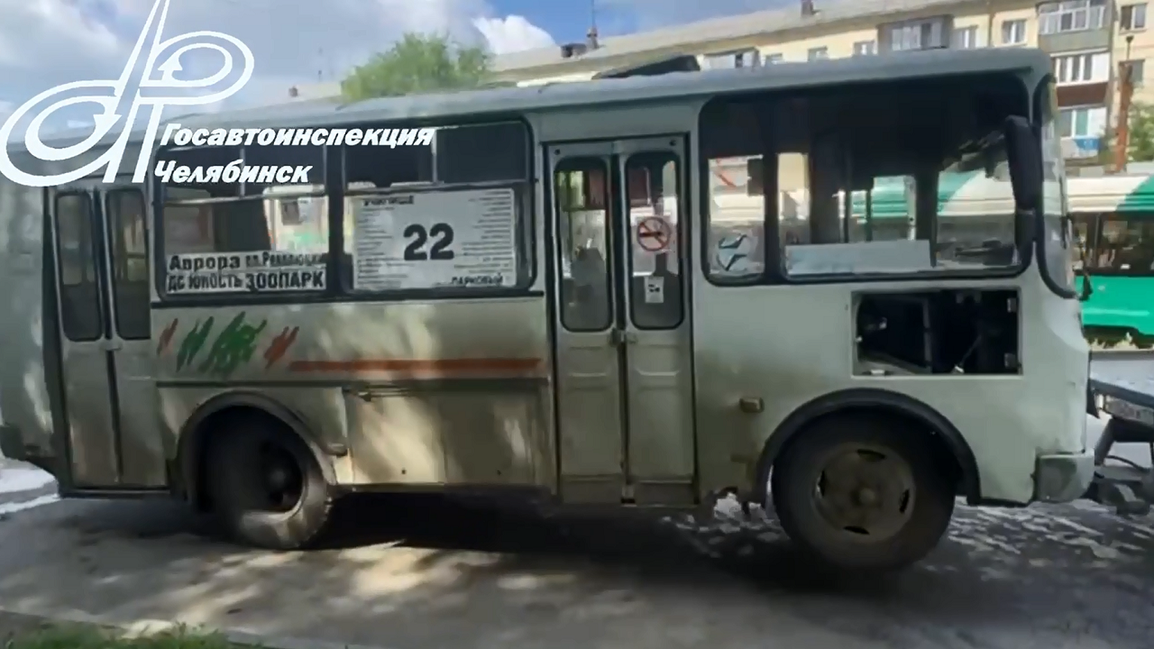 В Челябинске обнаружили нелегальные маршрутки-призраки В Челябинске обнаружили нелегальные маршрутки-призраки