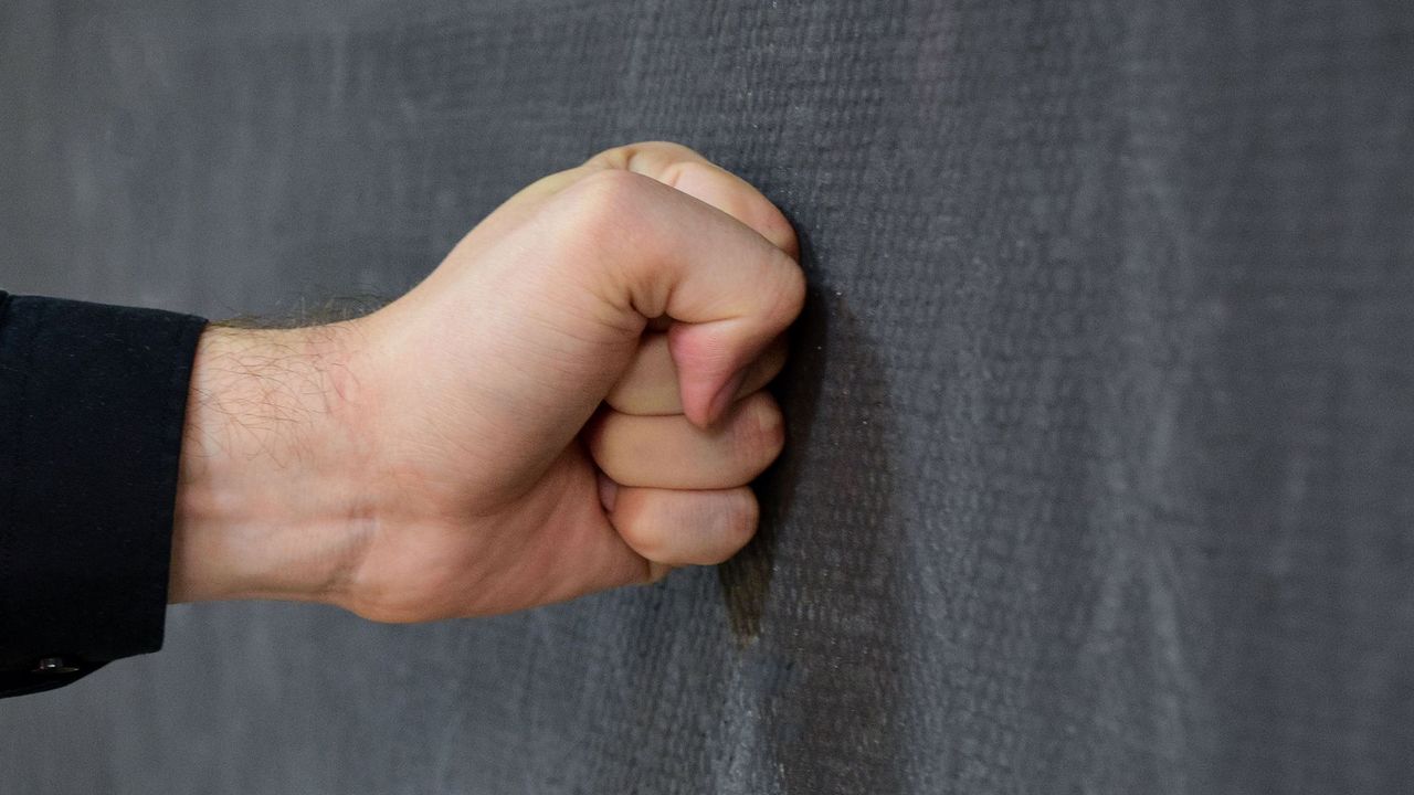 В Челябинске банда подростков избила бездомных: один погиб, двое пострадали