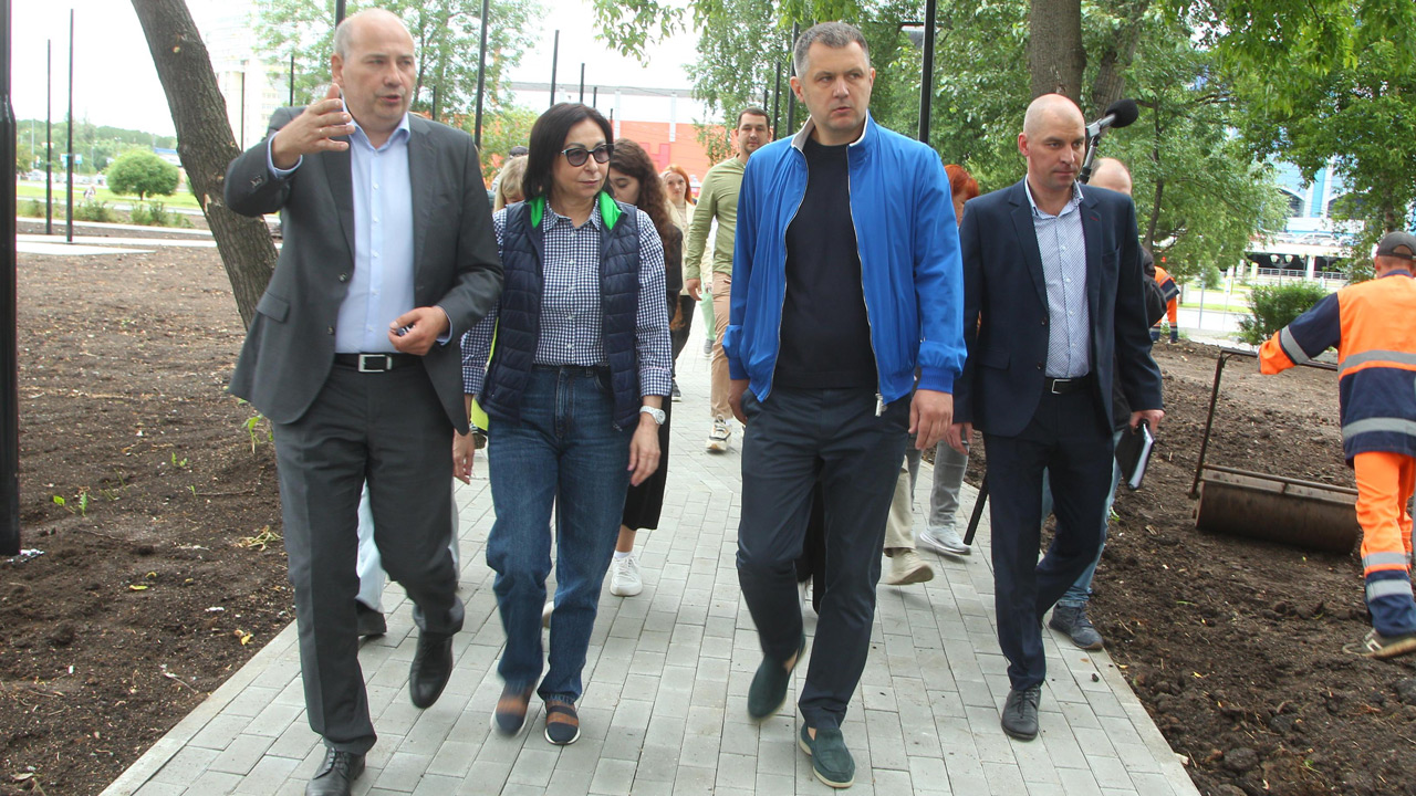 Новые места отдыха и ремонт дорог: как благоустраиваются районы Челябинска