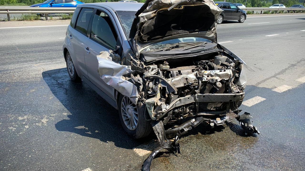 Пенсионерка погибла в ДТП под Челябинском, пострадали 4 человека Пенсионерка погибла в ДТП под Челябинском, пострадали 4 человека