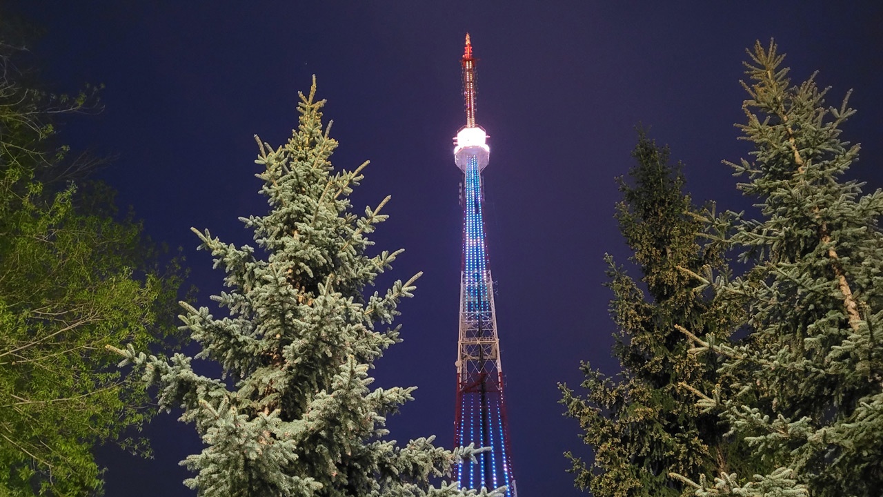 Челябинская телебашня превратится в огромную ромашку Челябинская телебашня превратится в огромную ромашку