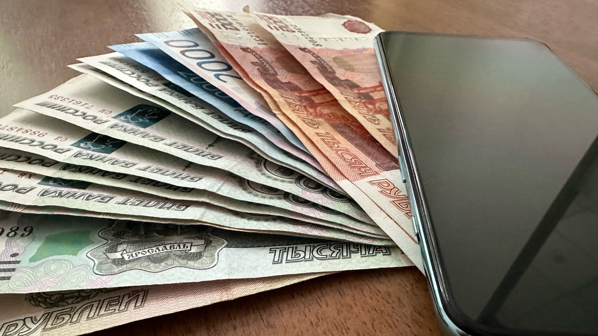 Две жительницы Челябинской области едва не лишились 400 тысяч из-за "замены домофона" Две жительницы Челябинской области едва не лишились 400 тысяч из-за "замены домофона"