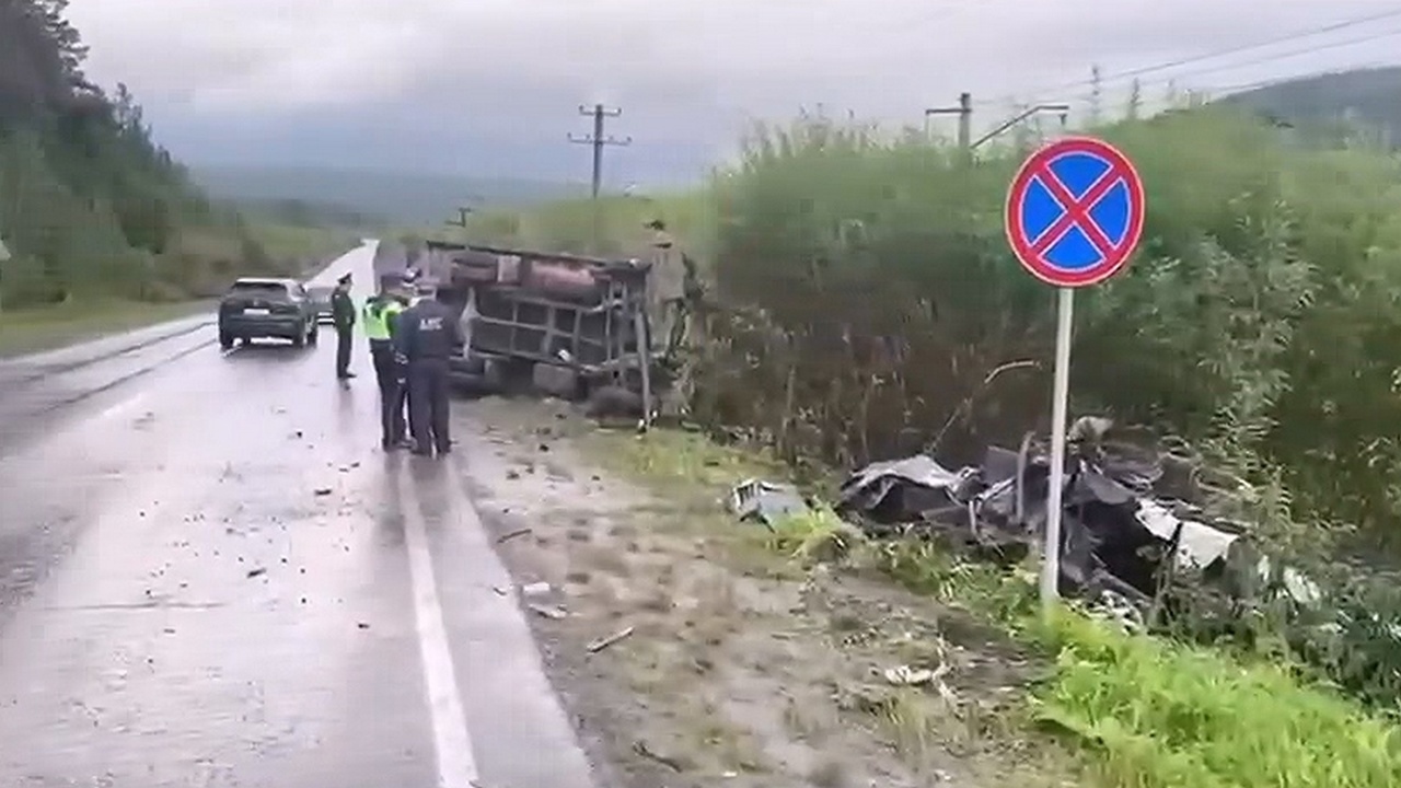 Несколько человек доставлены в больницу после ДТП под Златоустом Несколько человек доставлены в больницу после ДТП под Златоустом