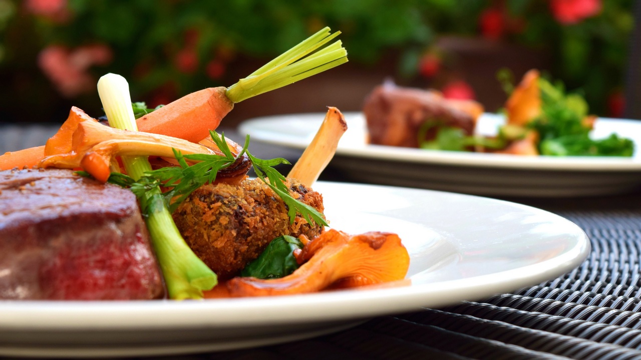 Уличный фудкорт с блюдами уральской кухни откроется в Челябинске Уличный фудкорт с блюдами уральской кухни откроется в Челябинске