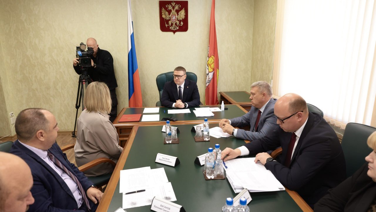 Алексей Текслер провел прием жителей: с какими проблемами обращаются к губернатору Алексей Текслер провел прием жителей: с какими проблемами обращаются к губернатору
